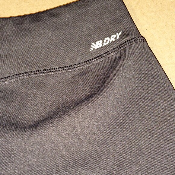 New Balance Athletics Boyshort 2.0 Women's Size Small - Picture 6 of 8